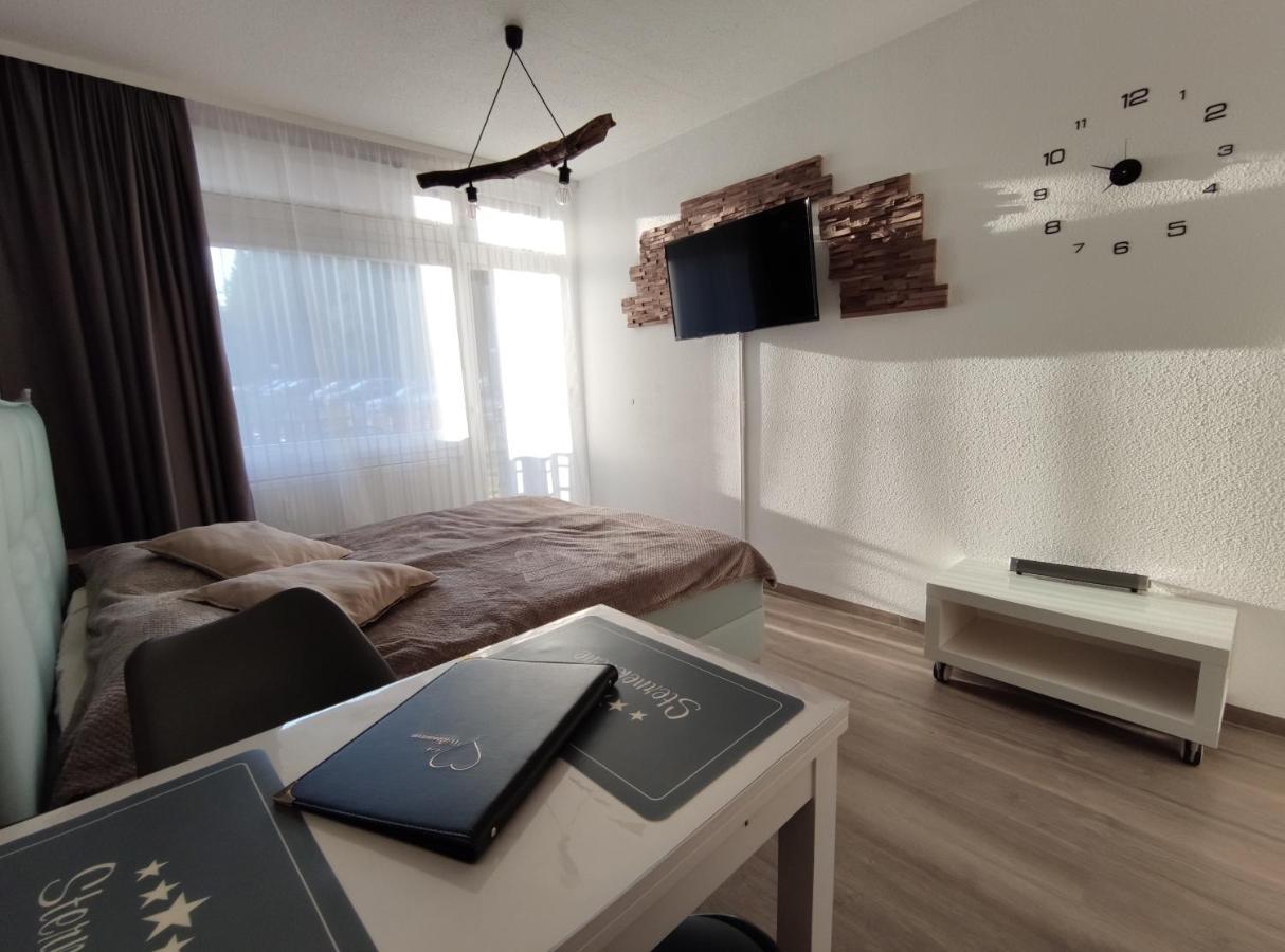Studio 20Qm Mit Balkon Und Innenpool - 22010 Schluchsee Exteriör bild